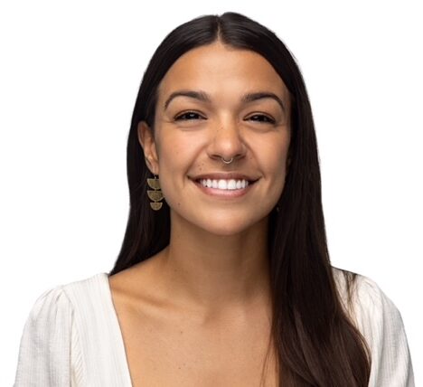 woman's smiling portrait after Invisalign cosmetic dentistry