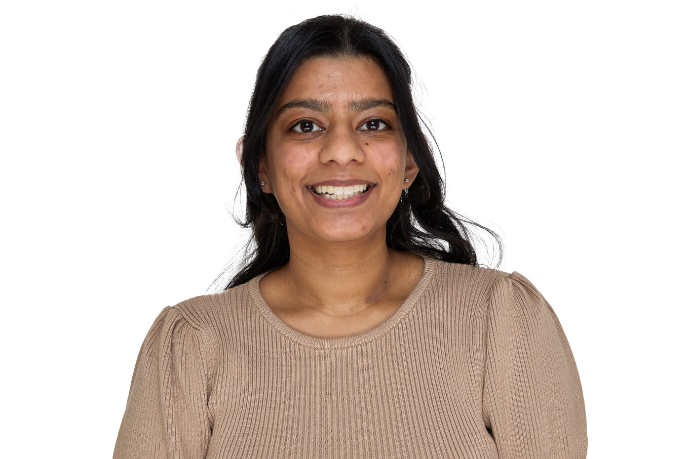Sruthi_FinalHeadshot_Front